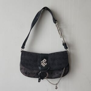 Chic Black Shoulder Bag with Chain Detail